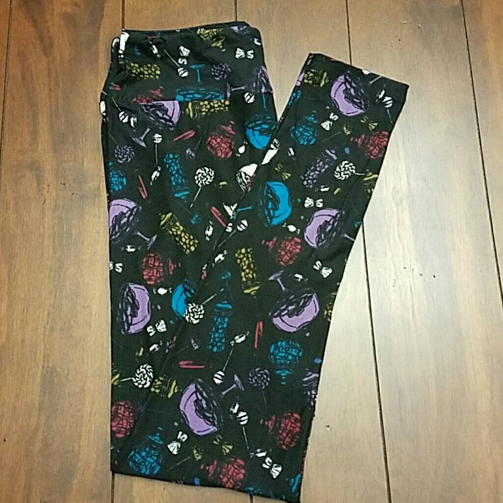 NWT Dessert Lularoe OS leggings